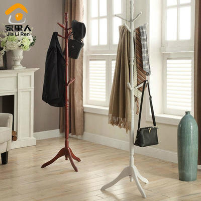 從“家里人”HBY902PZA落地衣架，看現代臥室收納的智慧美學